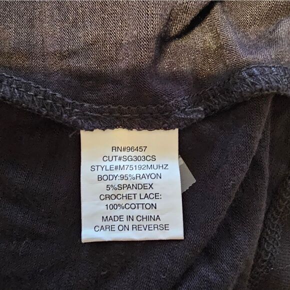 Eyeshadow top Sleeveless Women's XL black Pre-owned - Picture 5 of 6